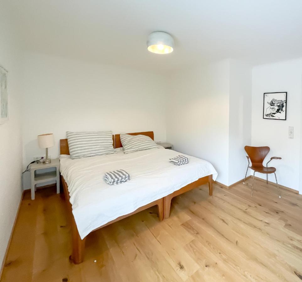 Schone Wohnung Mit Grossem Garten In Zentraler Lage เฟลด์เคียร์ช ภายนอก รูปภาพ